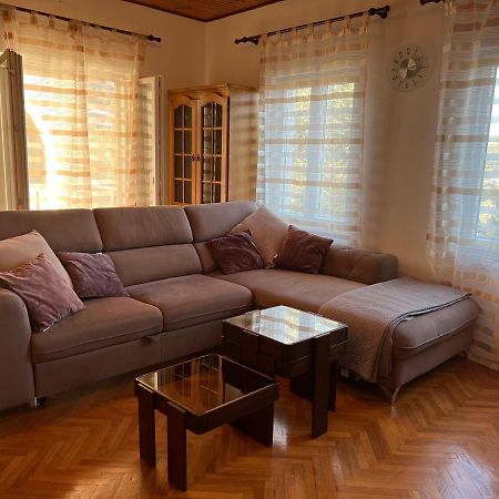 Apartmani Luka Zrnovo Exterior photo